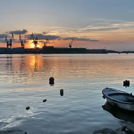 House Boat Oliva - Floating House * Pula