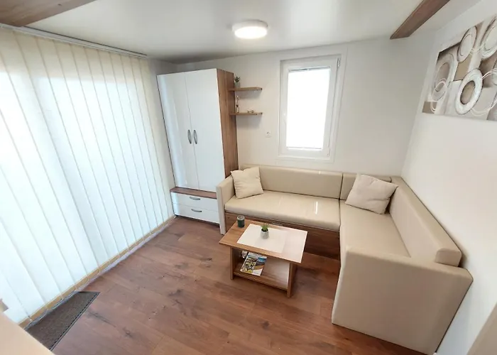 別荘 House Boat Oliva - Floating House *